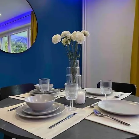 Apartment Blue Pearl